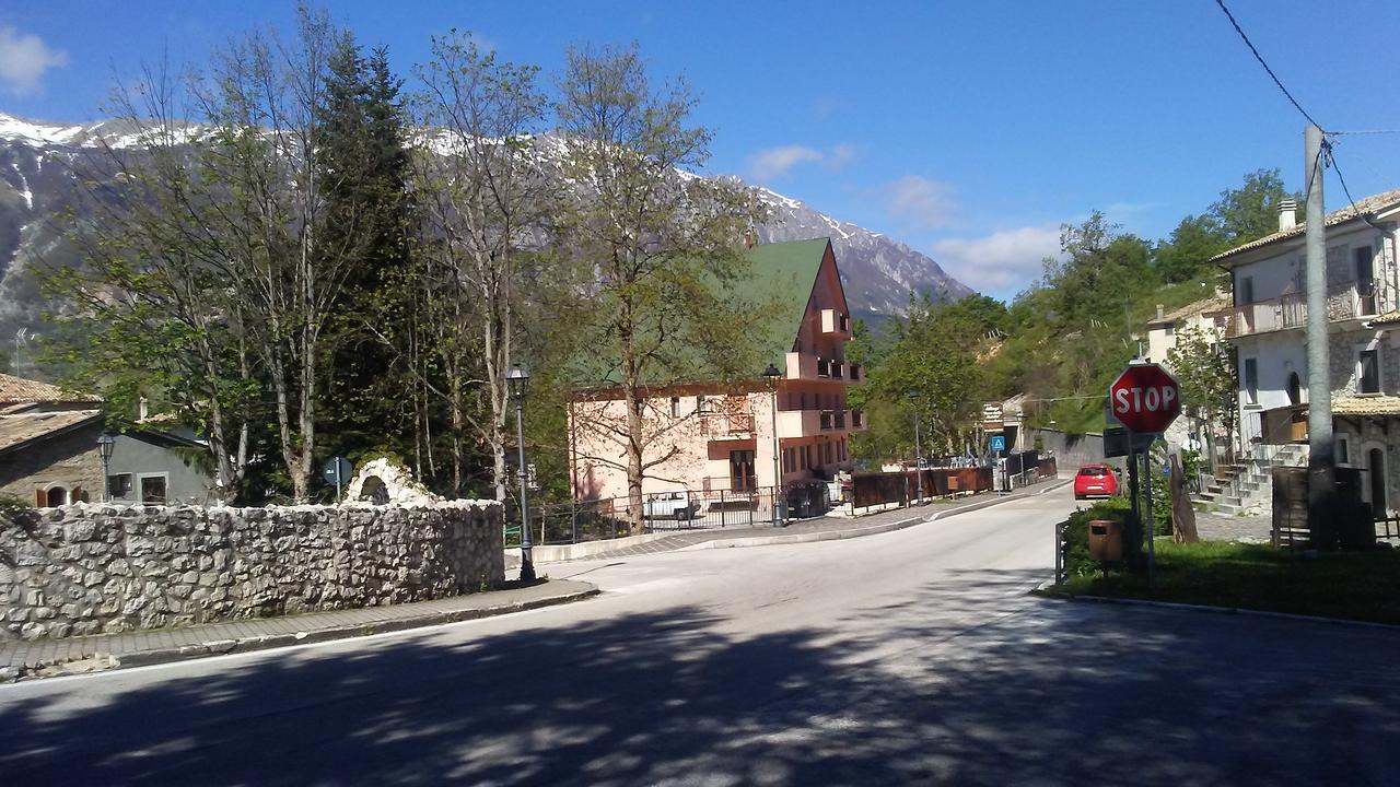 Albergo Parco Della Maiella Sant'Eufemia a Maiella Esterno foto